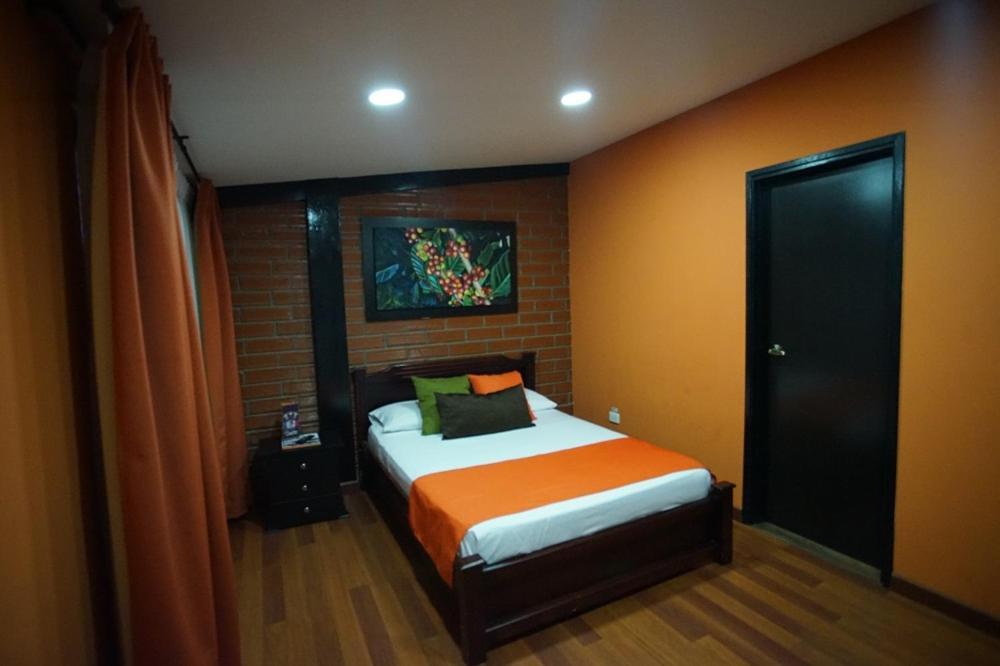 Overlook Hostal Manizales Exterior photo